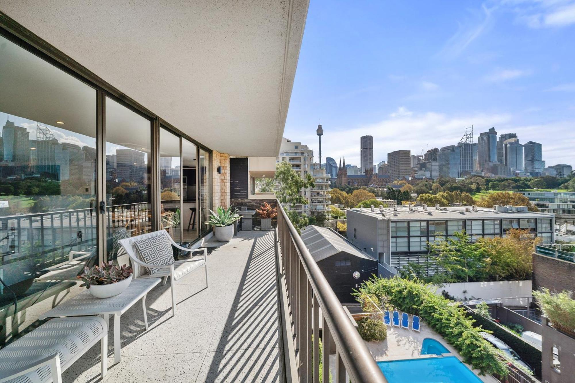 Apartment Inner Harbour Views With Parking *